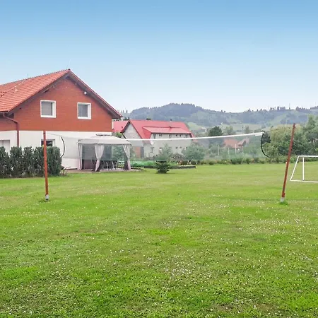 Beautiful In W/ Outdoor Swimming Pool And 4 Bedrooms Apartament